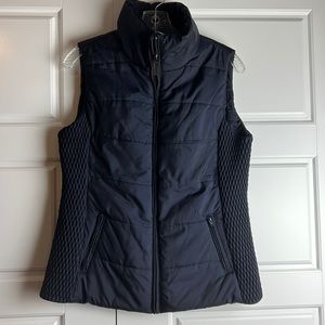 Women Liz Claiborne Vest size M Color dark blue